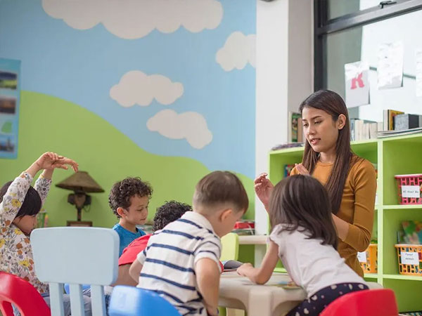 成都公立幼兒園一個(gè)學(xué)期要上幾個(gè)月？一年有幾個(gè)學(xué)期？